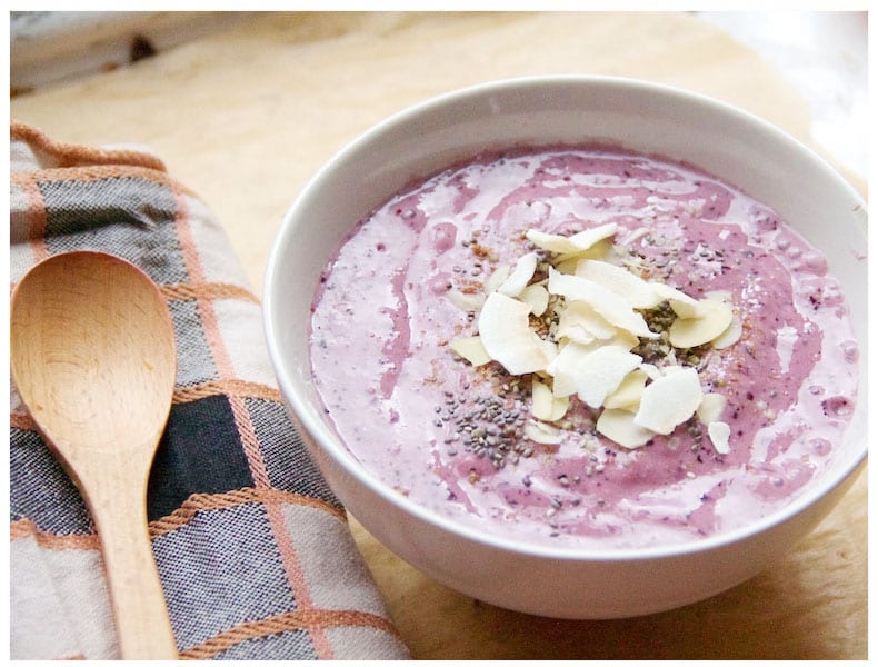 gratitude and greens-recipe- blueberry bliss bowl